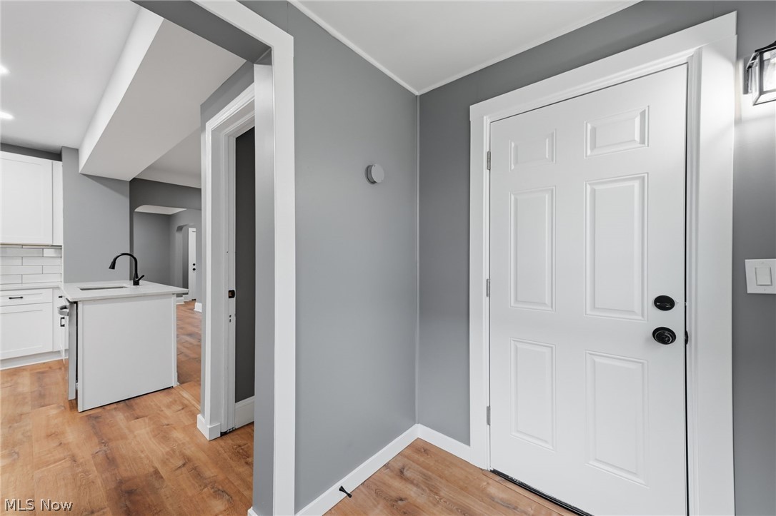 6003 Ellen Avenue Cleveland OH 44102