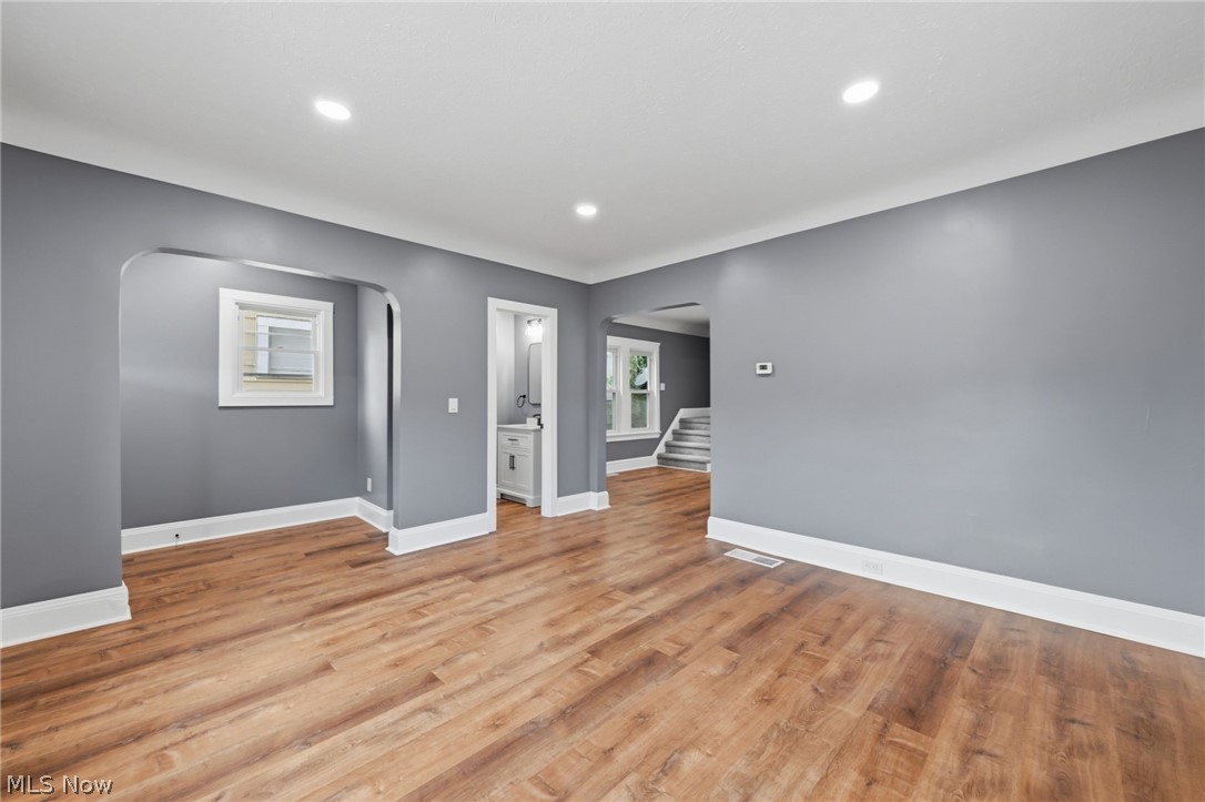 6003 Ellen Avenue Cleveland OH 44102