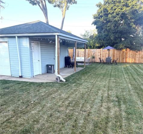 6597 Mandalay Drive Parma Heights OH 44130