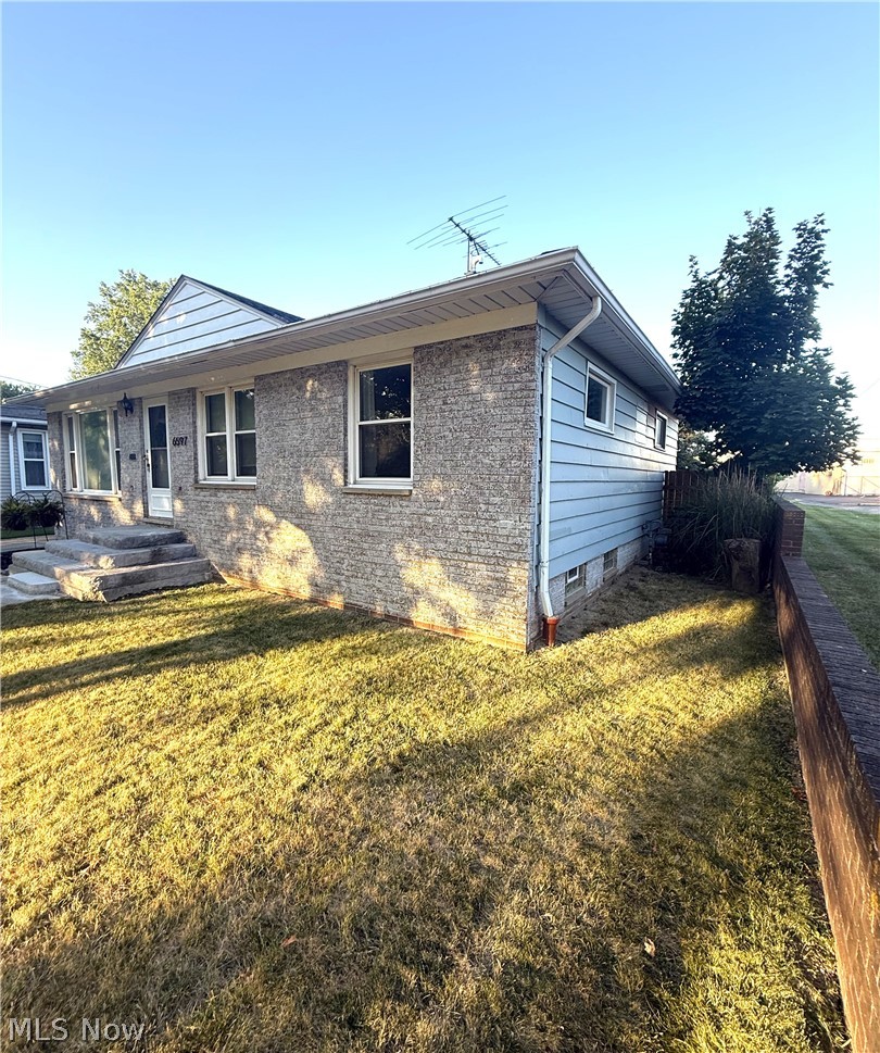 6597 Mandalay Drive Parma Heights OH 44130