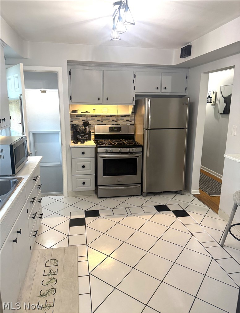 6597 Mandalay Drive Parma Heights OH 44130