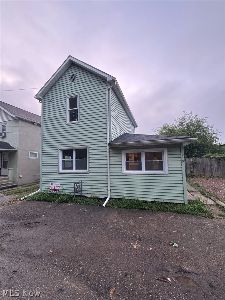 219 3rd Drive SE New Philadelphia OH 44663