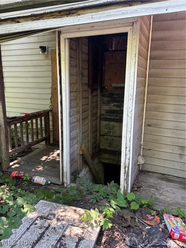 1929 W 57th Street Cleveland OH 44102