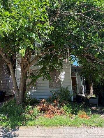 1929 W 57th Street Cleveland OH 44102