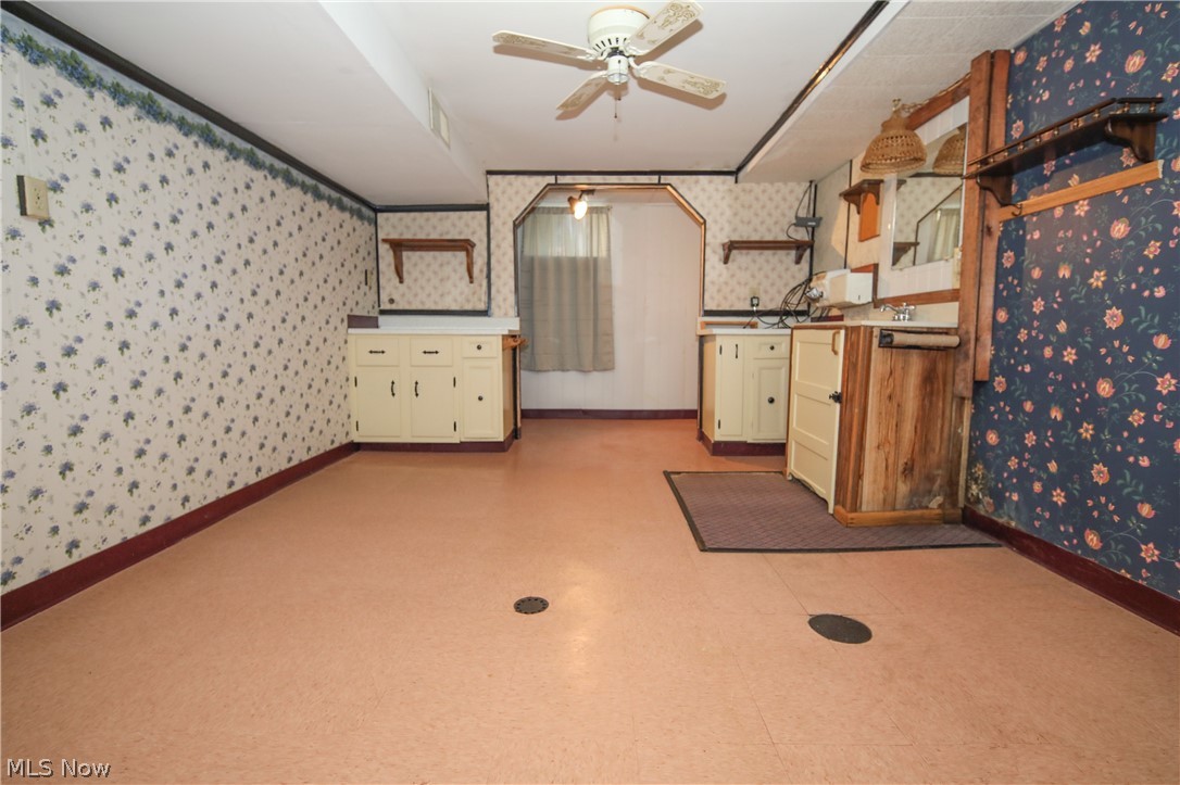 401 W Vine Street Martins Ferry OH 43935