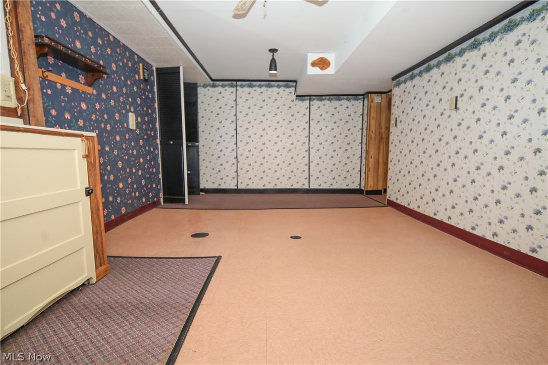 401 W Vine Street Martins Ferry OH 43935
