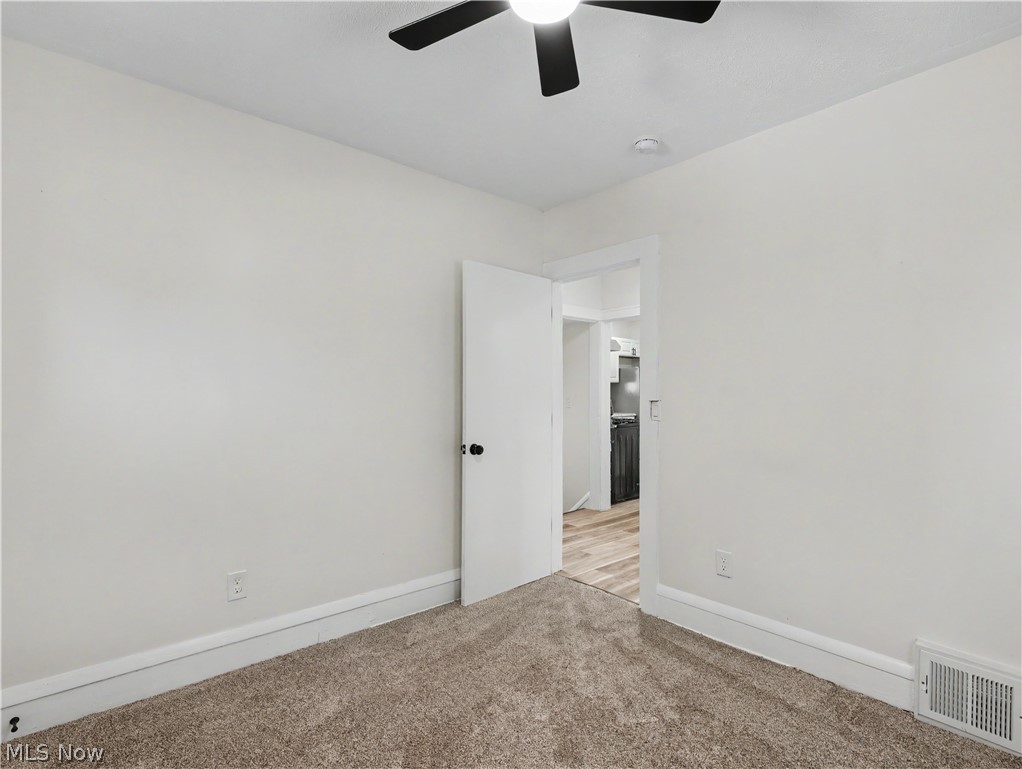 12407 Farringdon Avenue Cleveland OH 44105