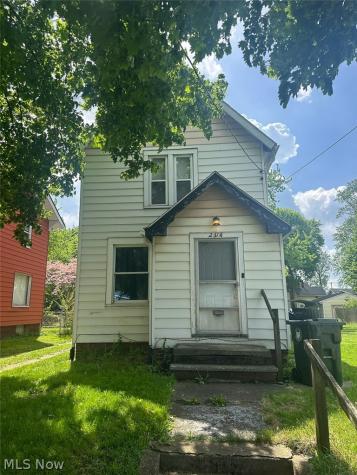 2314 Indiana Way NE Canton OH 44705
