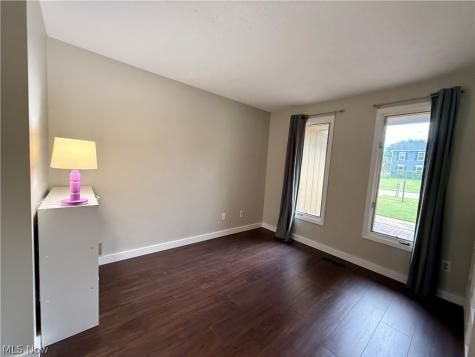 14360 Walking Stick Way Strongsville OH 44136
