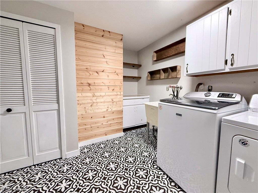 14360 Walking Stick Way Strongsville OH 44136