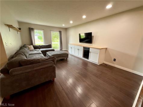14360 Walking Stick Way Strongsville OH 44136