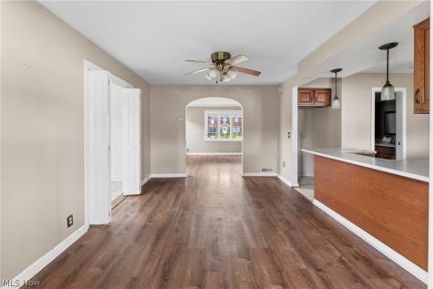 215 Harter Avenue NW Canton OH 44708