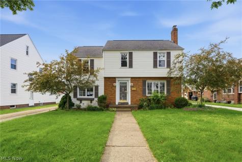 215 Harter Avenue NW Canton OH 44708