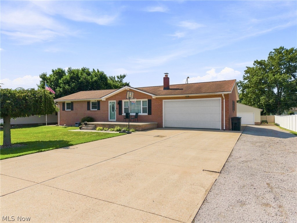 5570 Foxford Street SW Canton OH 44706