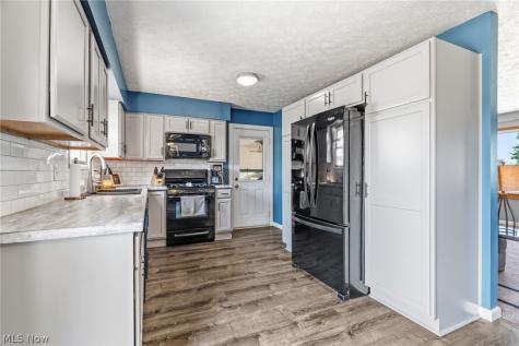 5570 Foxford Street SW Canton OH 44706