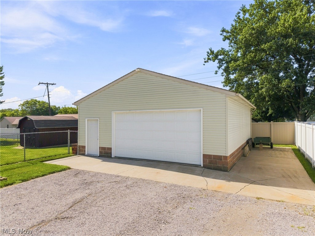 5570 Foxford Street SW Canton OH 44706