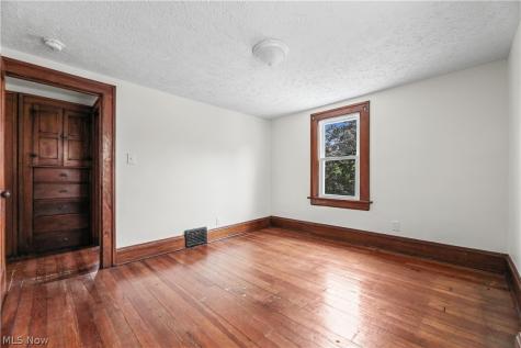 330 Cleveland Street Akron OH 44306