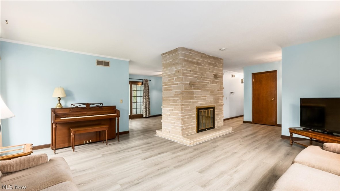 1965 Dunzweiler Drive Zanesville OH 43701