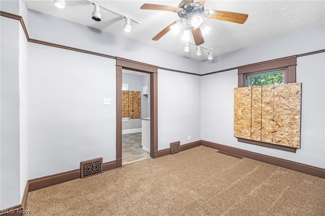 1584 E 94th Street Cleveland OH 44106