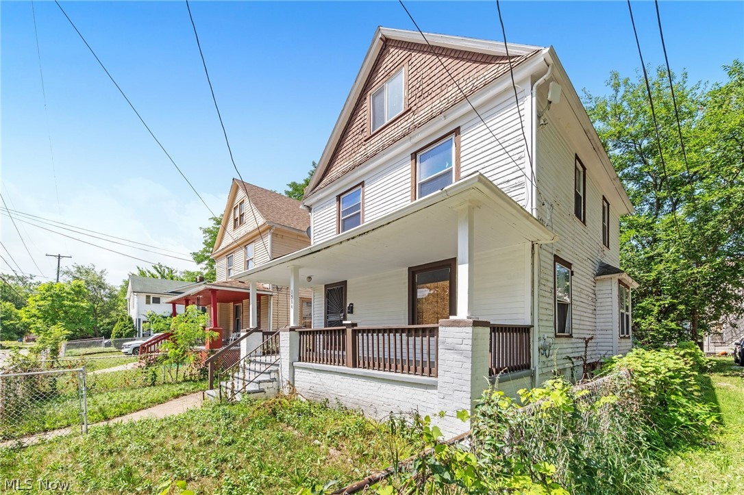 1584 E 94th Street Cleveland OH 44106