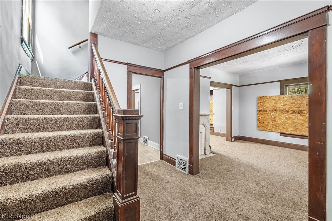 1584 E 94th Street Cleveland OH 44106