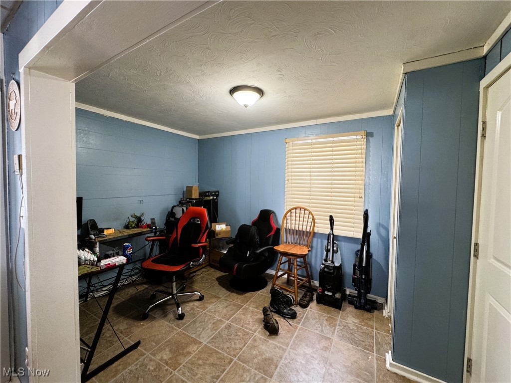 131 8th Street SW New Philadelphia OH 44663