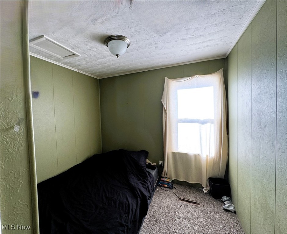 131 8th Street SW New Philadelphia OH 44663