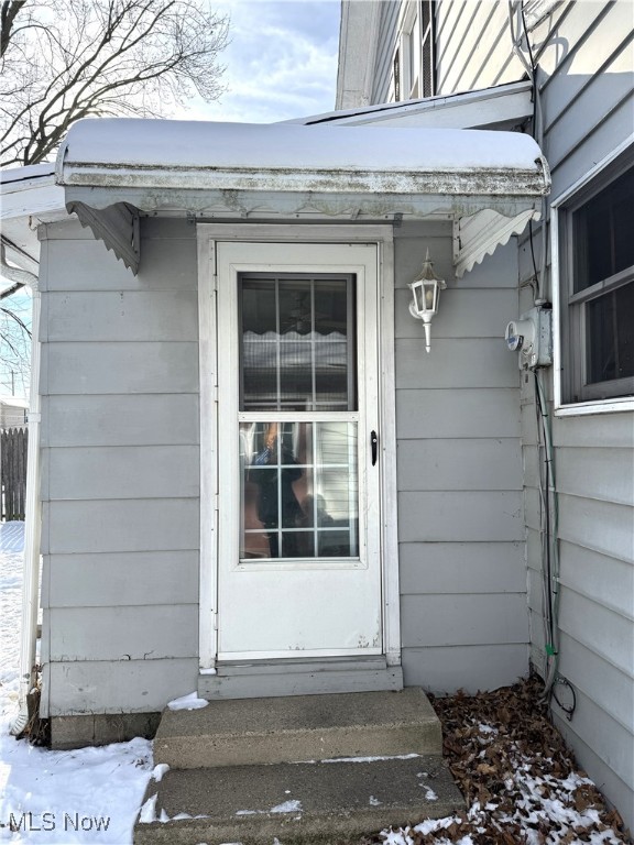 131 8th Street SW New Philadelphia OH 44663