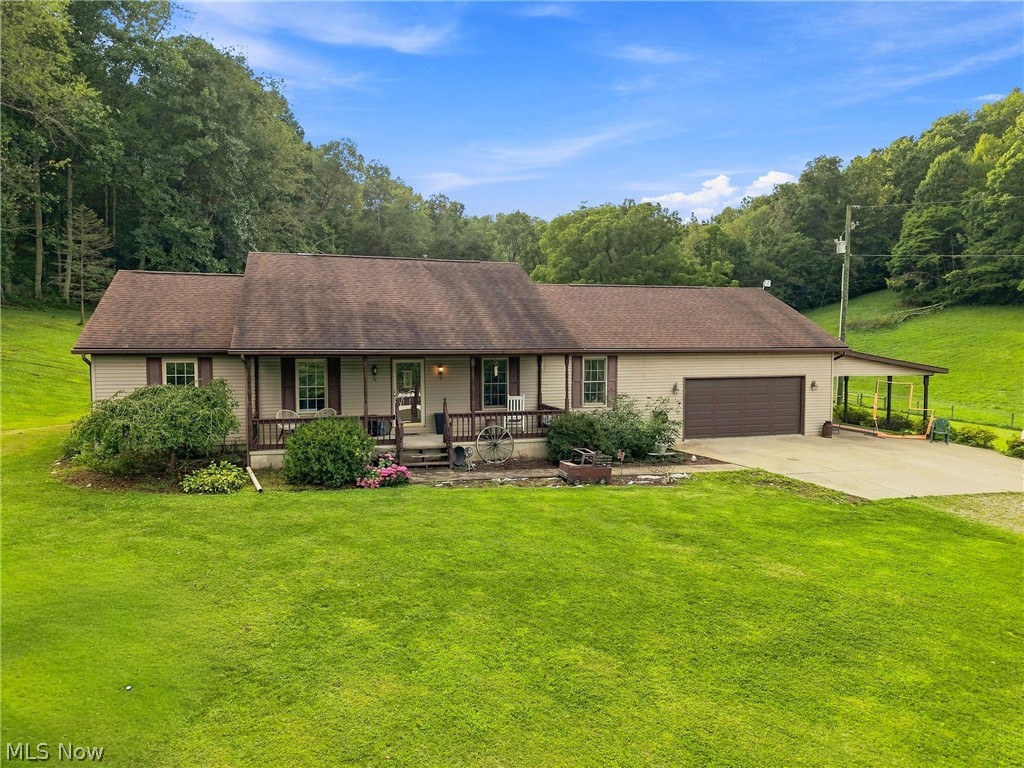 3860 Roxford Church Road SE Dennison OH 44621