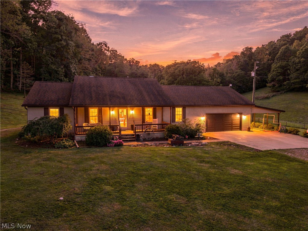 3860 Roxford Church Road SE Dennison OH 44621