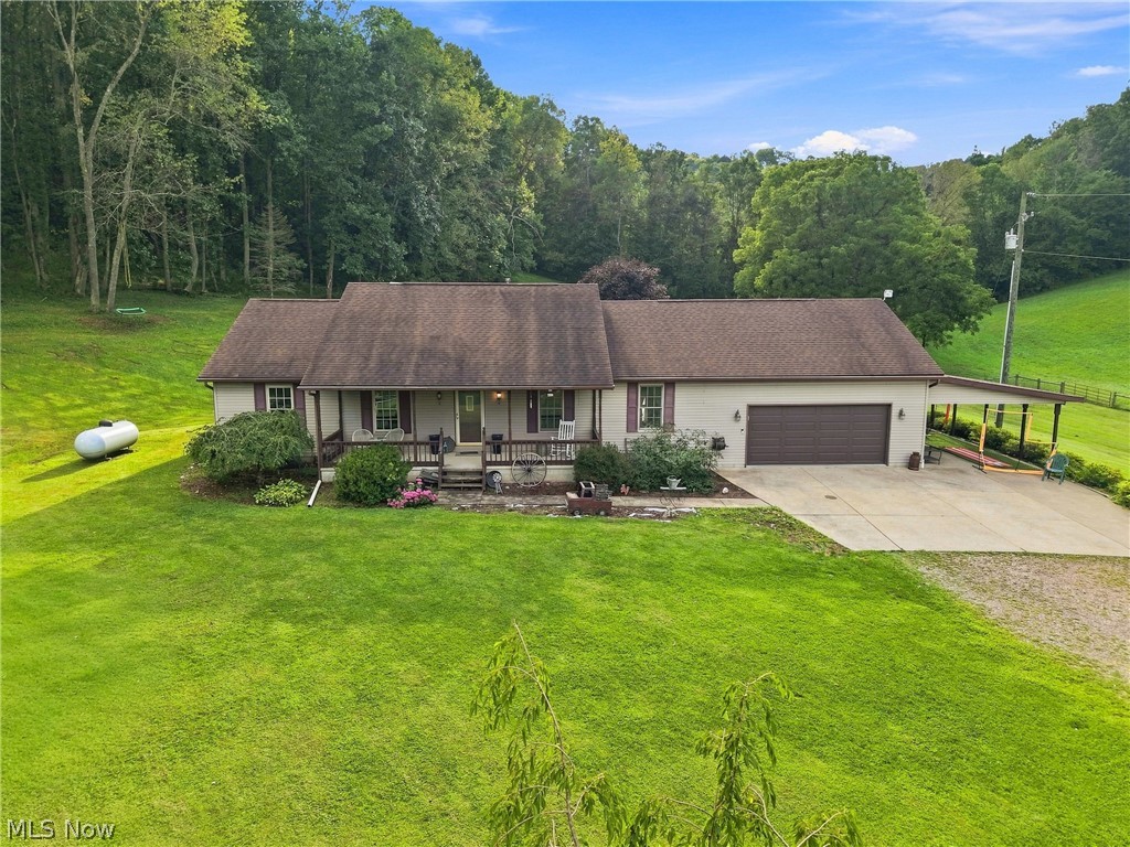 3860 Roxford Church Road SE Dennison OH 44621