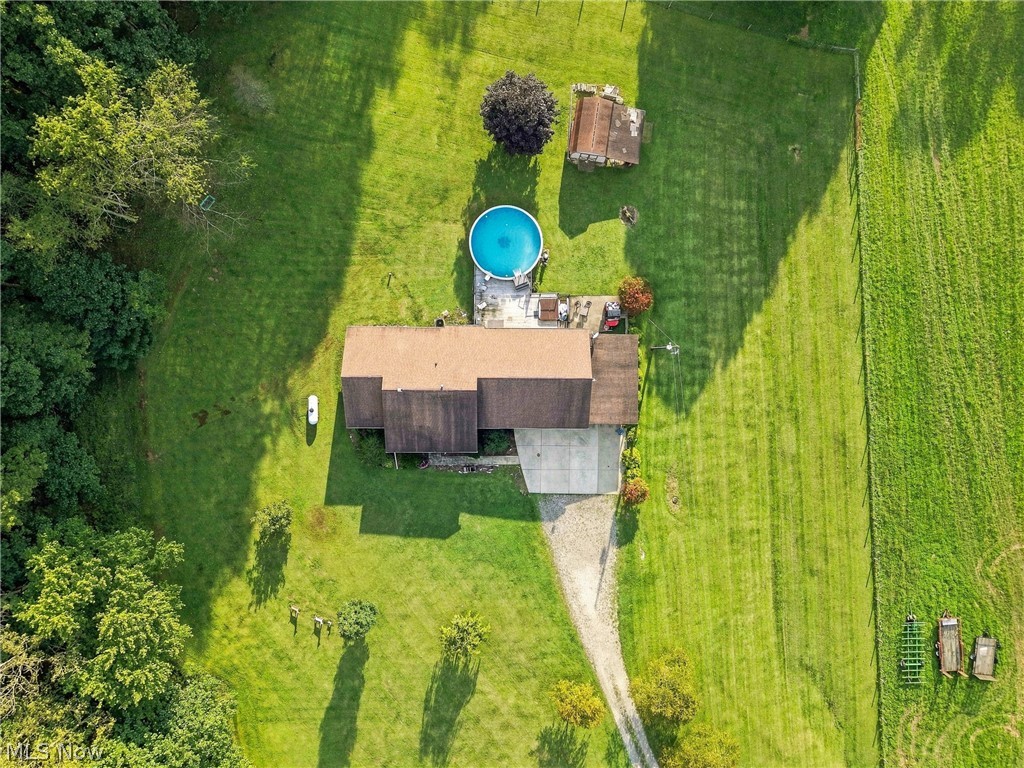 3860 Roxford Church Road SE Dennison OH 44621