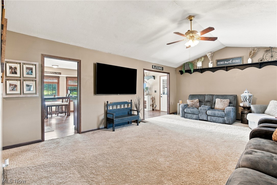 3860 Roxford Church Road SE Dennison OH 44621