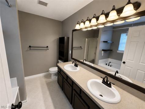 38442 Avalon Drive North Ridgeville OH 44039