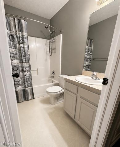 38442 Avalon Drive North Ridgeville OH 44039