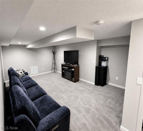 38442 Avalon Drive North Ridgeville OH 44039