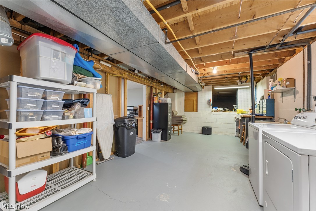 9572 Beryl Street NW Canal Fulton OH 44646