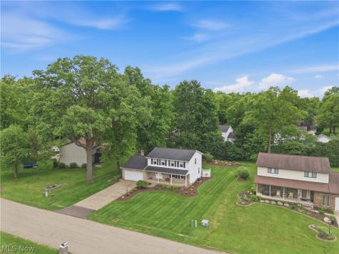 9572 Beryl Street NW Canal Fulton OH 44646