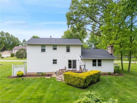 9572 Beryl Street NW Canal Fulton OH 44646
