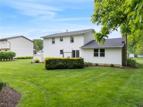 9572 Beryl Street NW Canal Fulton OH 44646