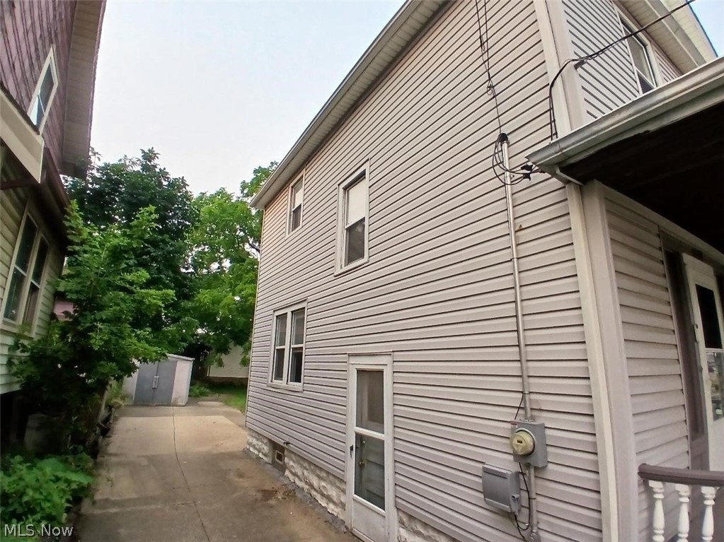 3703 Dawning Avenue Cleveland OH 44109