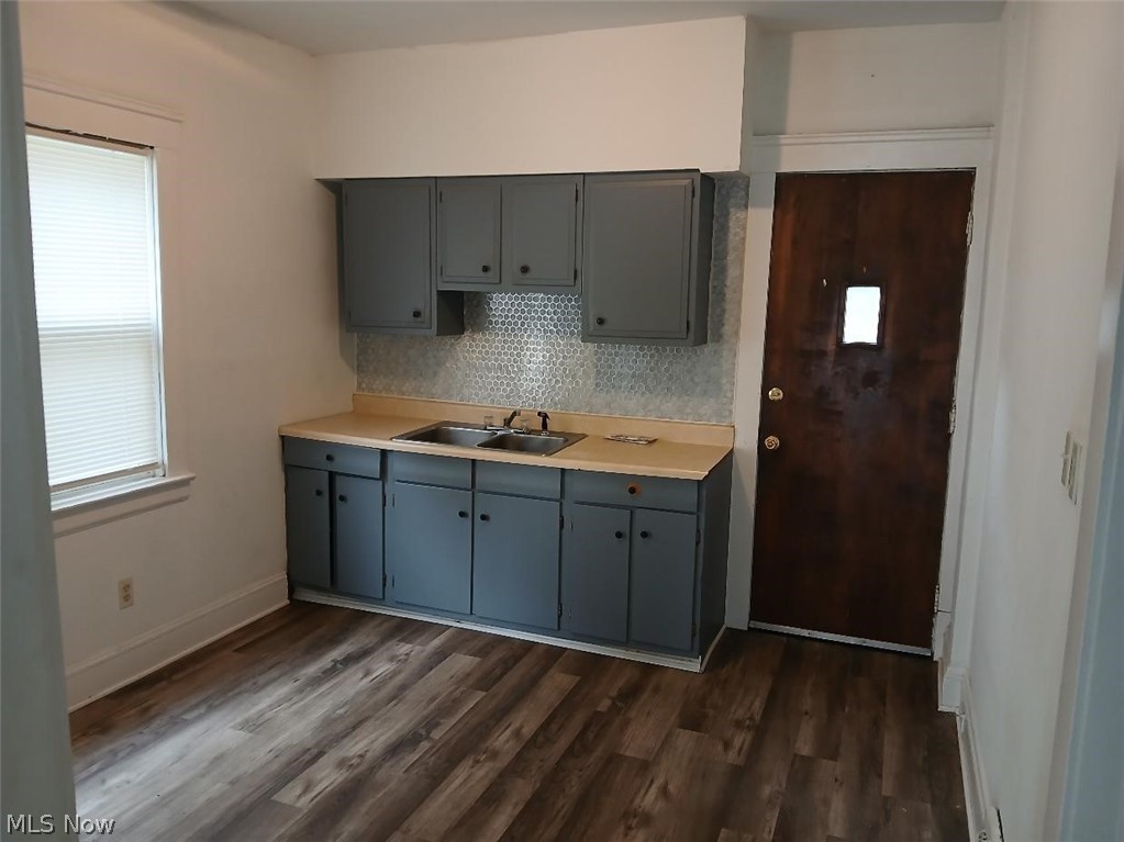 3703 Dawning Avenue Cleveland OH 44109