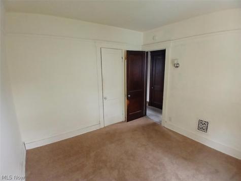3703 Dawning Avenue Cleveland OH 44109