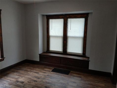 3703 Dawning Avenue Cleveland OH 44109