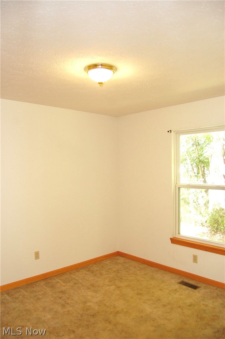 6373 Jefferson North Ridgeville OH 44039