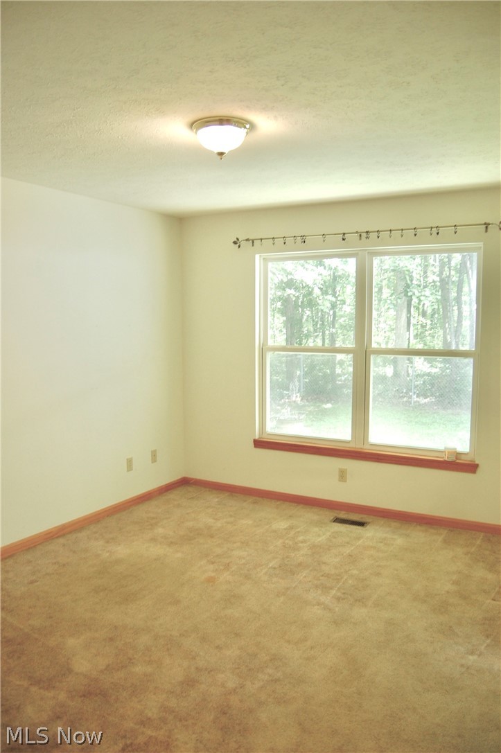 6373 Jefferson North Ridgeville OH 44039