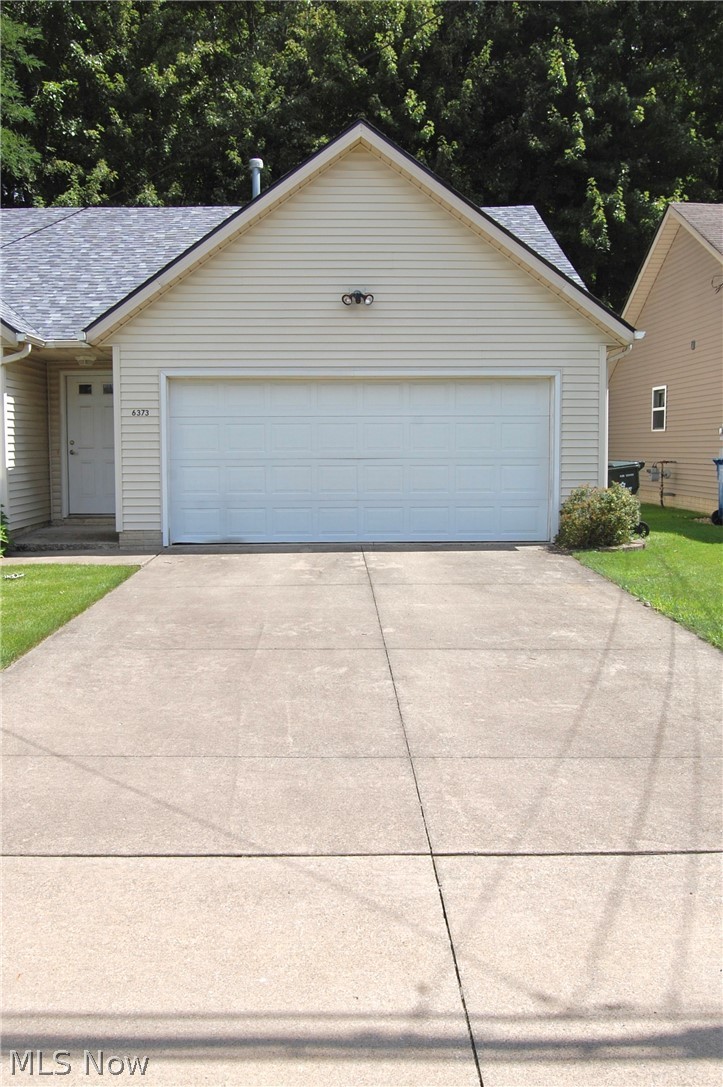 6373 Jefferson North Ridgeville OH 44039