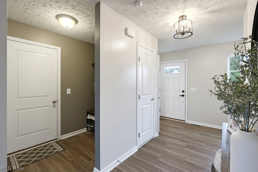 1256 Winter Fern Avenue Akron OH 44312