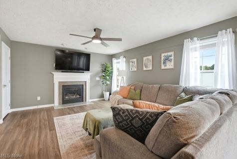 1256 Winter Fern Avenue Akron OH 44312