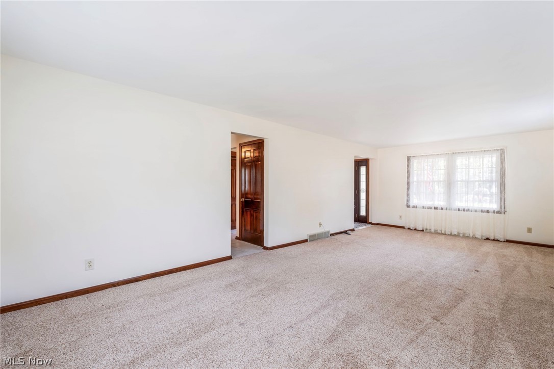 4438 Williamsburg Drive Canfield OH 44406
